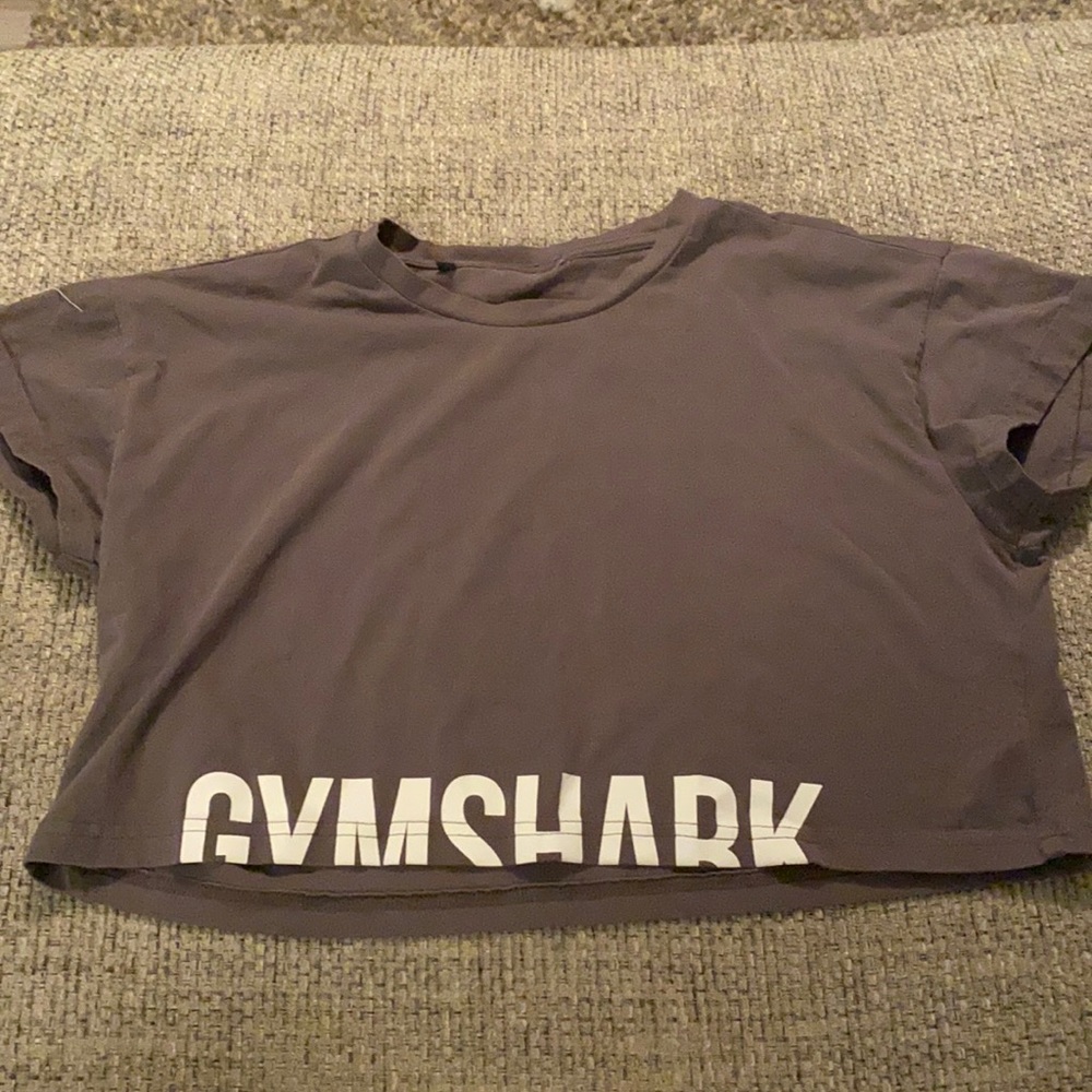 cropped gymshark workout tee